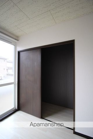 ファミーユ・ビボCの内装写真