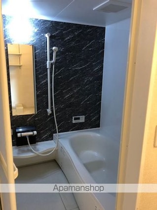 ファーシル　Ｂ棟[2LDK/57.39m2]のバス