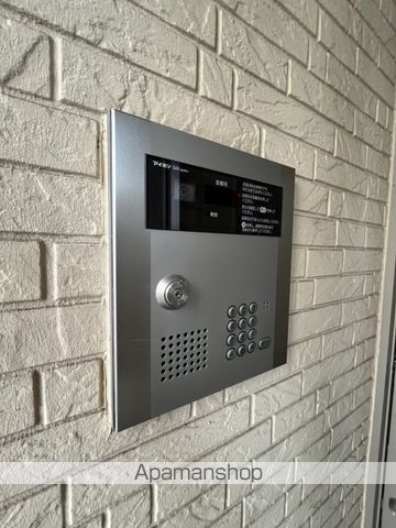 Aレガート新浜松駅西の玄関写真