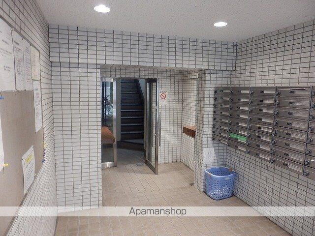 トップ巣鴨[1R/16.08m2]のエントランス