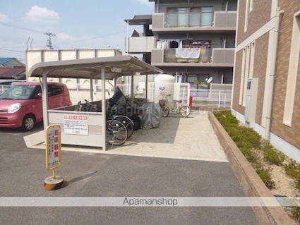 メゾン・ド・フラン[1R/42.38m2]の共用部1