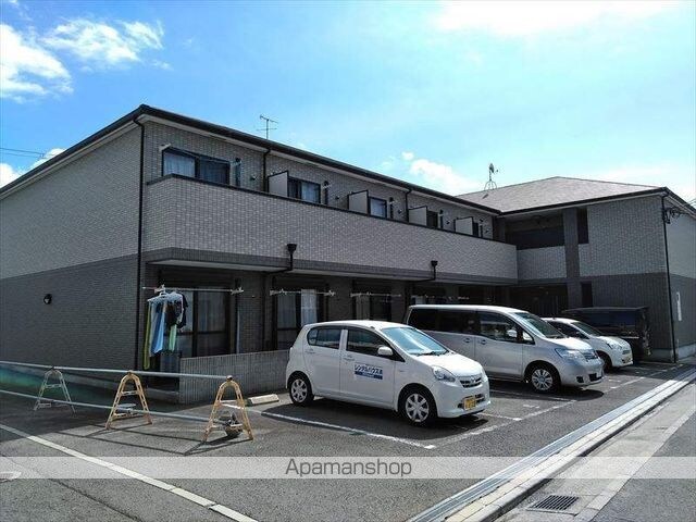 和歌山県和歌山市鷹匠町４丁目[1K/27m2]の駐車場