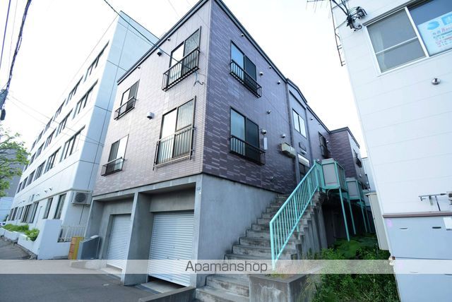 札幌市東豊線 学園前駅 徒歩4分 3階建 築24年の外観写真