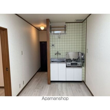 東京都中野区弥生町５丁目[1DK/23.98m2]のリビング・居間2