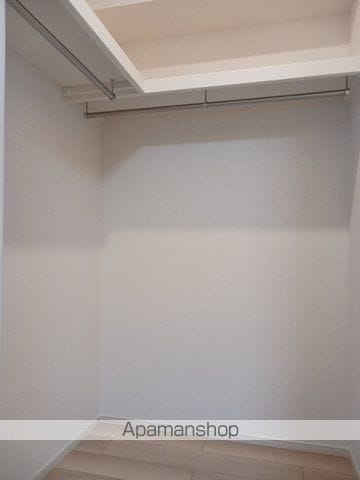 アイビードットオザクの内装写真