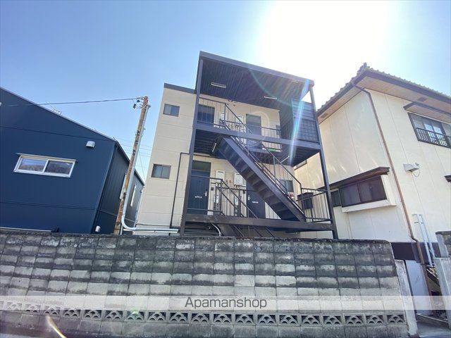 ハイツ西部の外観写真