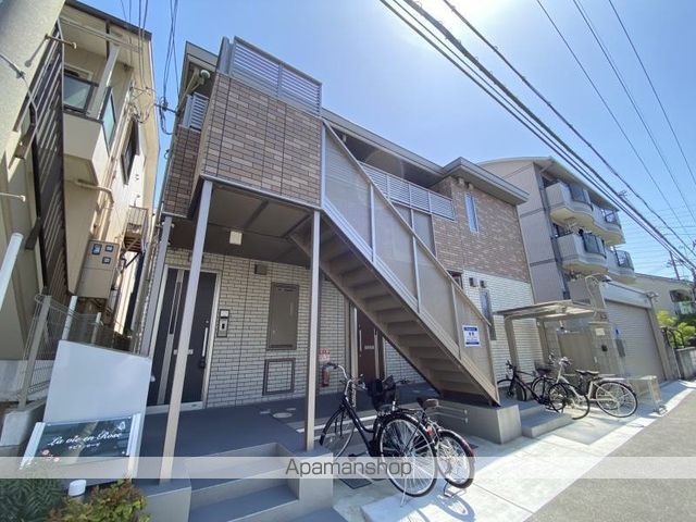 ラビアンローゼの外観写真