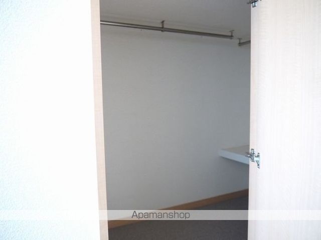 レオパレスうつくし[1K/20.81m2]の収納