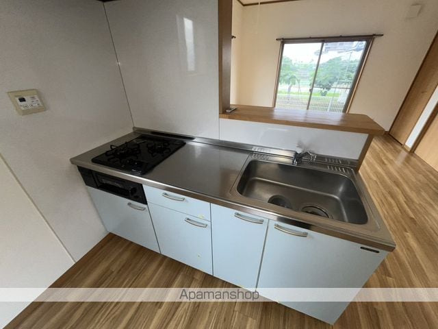 田中成和戸建E棟の内装写真