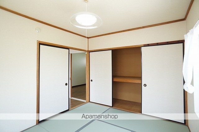 セゾン浅岡の内装写真