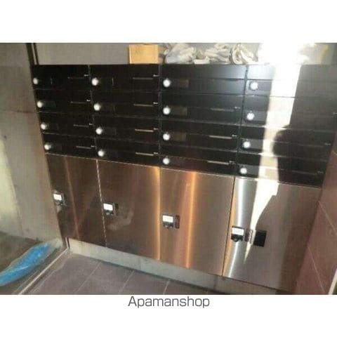 プロト西小山の玄関写真