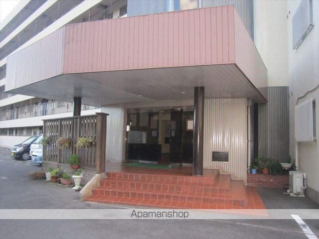 青山ハイツの玄関写真