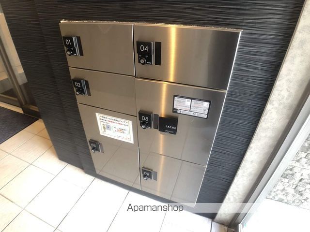 オール裏参道の外観写真