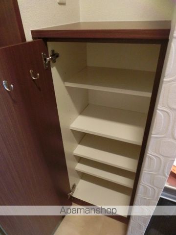 URBAN FLATS江坂の内装写真