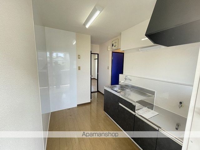フレグランスWEST A棟の内装写真