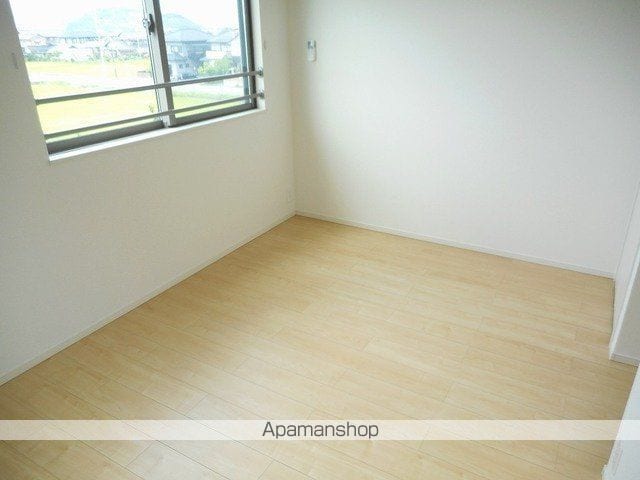 アマルフィ近江八幡 IIの内装写真