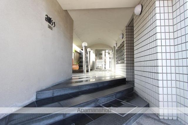 RーRESIDENCE TAKAMATSUの玄関写真