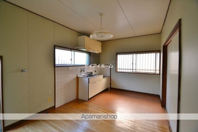 北長瀬岸様借家 北の内装写真