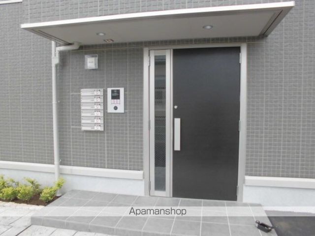 グランプリスの玄関写真