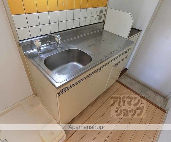 ヤングヴィレッジ嵯峨の内装写真