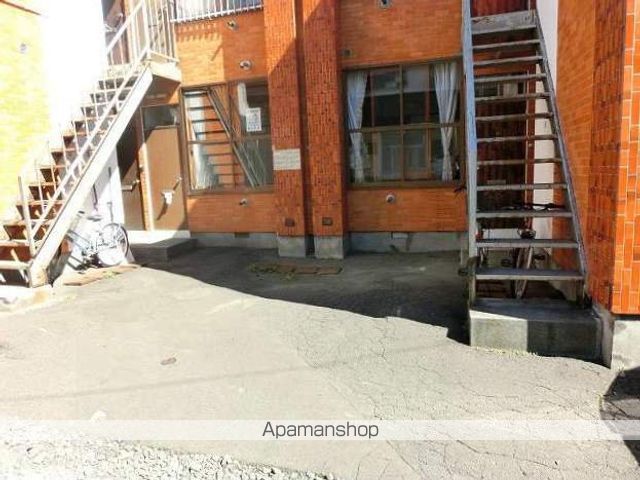 ドミ24軒の外観写真