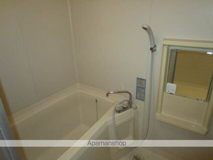 ディアスイイジマⅡ[3K/59.15m2]のバス