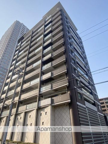 ロイヤルパークス桃坂の外観写真