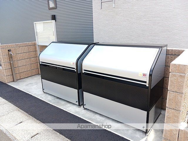 ベル パトリ Bの内装写真