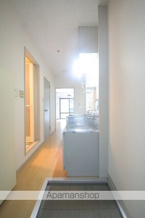 ベルデュールドカワワ[1R/20.46m2]の玄関