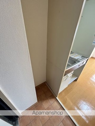 フォースアベニュー[1R/13.87m2]の内装1