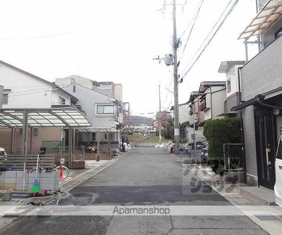 ムーンローズ椥辻の外観写真