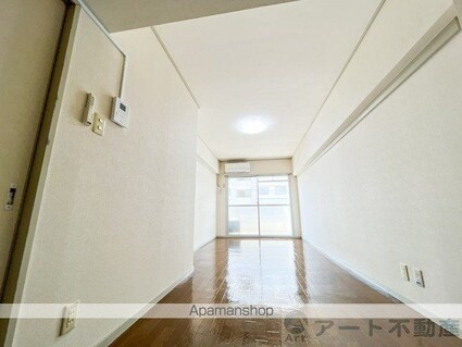 日正山越ハイツ１[1R/29.7m2]のリビング・居間