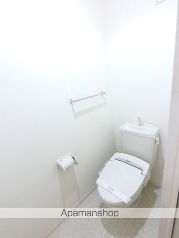 ファミール Vの内装写真