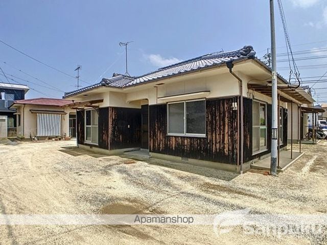 松山市 1階建 築46年の外観写真