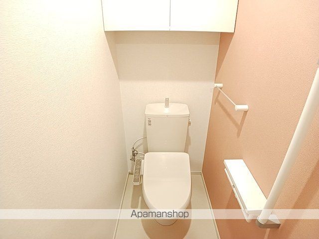 フラワーマンション中央図書館前の内装写真
