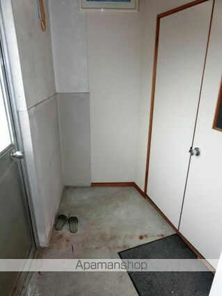 健導会ビル３Ｆ[事務所/99.82m2]の玄関