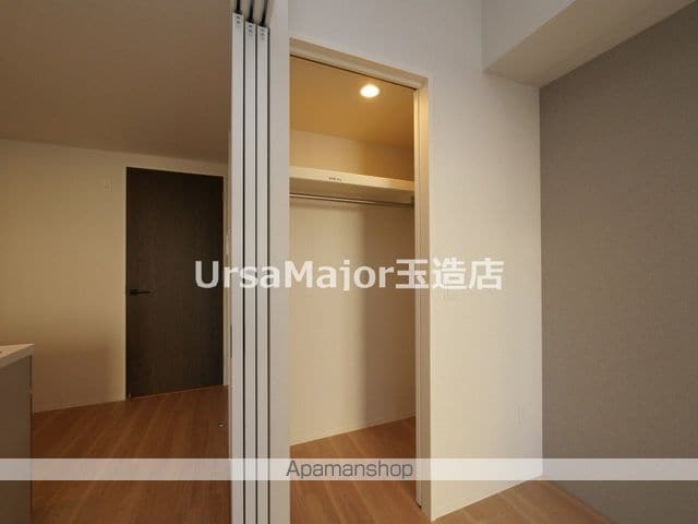 コンフォリア・リヴ大阪本町の内装写真