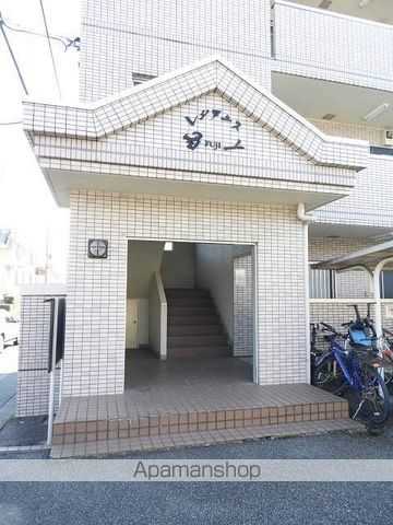 レジデンス富士の玄関写真