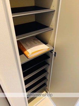 ガーデンコート稲毛[1DK/28.49m2]の玄関