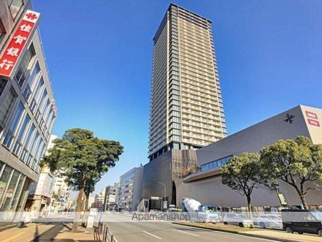 BRILLIA TOWER 西新の外観写真