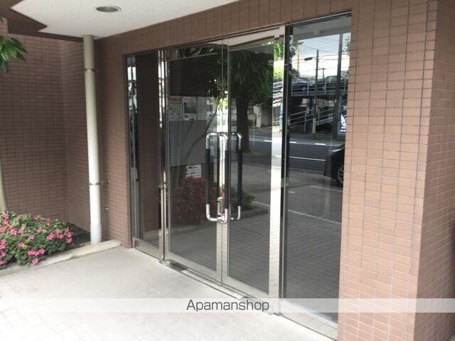 T’S GARDEN鶴見市場の玄関写真
