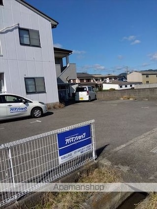 森本マンション[2DK/46m2]の駐車場