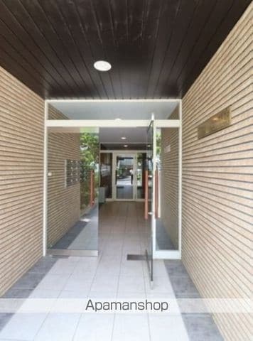 パルクベール上井草の玄関写真