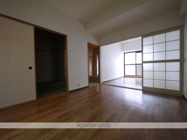 レジデンス泉の内装写真
