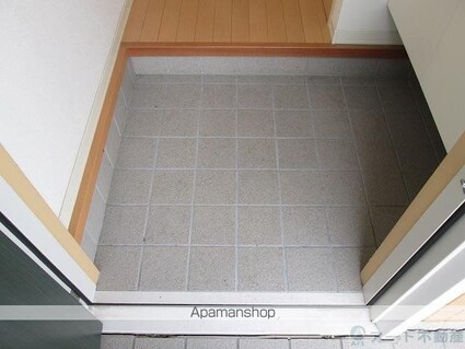 コンフォート　Ａ棟[1LDK/46.49m2]の玄関