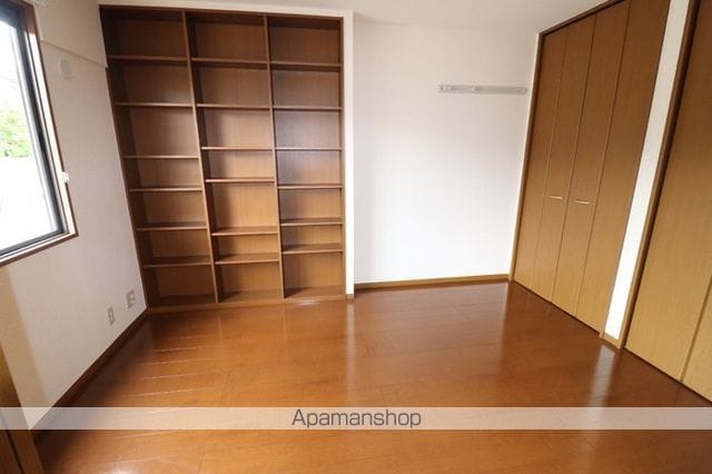 apartment 福島県須賀川市森宿字御膳田
森宿の賃貸情報を見る
物件地図