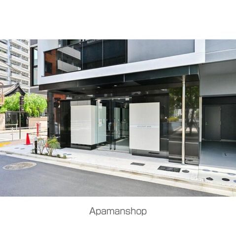 アジールコート浜松町の玄関写真