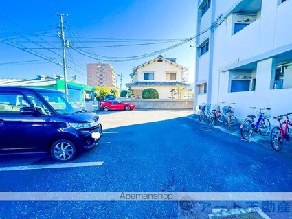 ＡＢＣハイム東長戸[3DK/52.17m2]の駐車場1