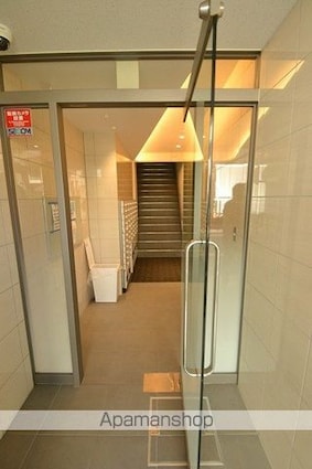 和秀舟入本町ビル[1DK/24m2]のエントランス1