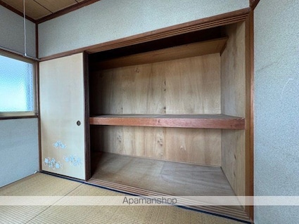 甲南町耕心２丁目１０３５－２０４貸家[4DK/68.03m2]の収納